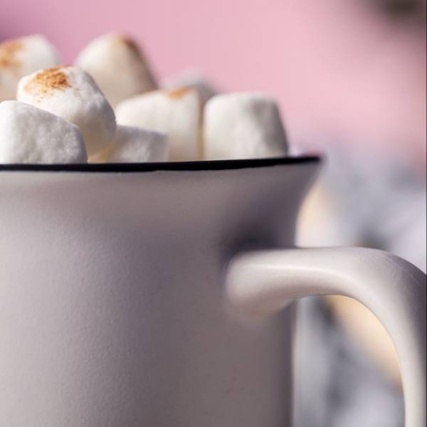 mug en céramique dans la région de  Lyon et de Marseille